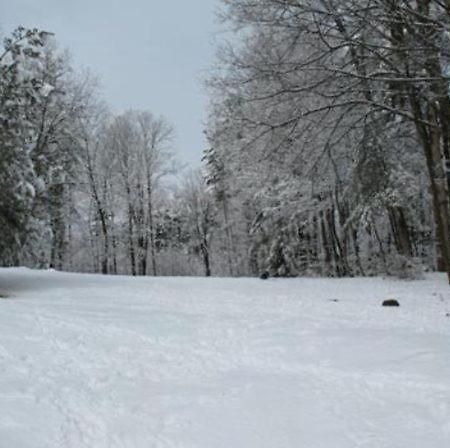 Tumble Inn Schroon Lake Oda fotoğraf